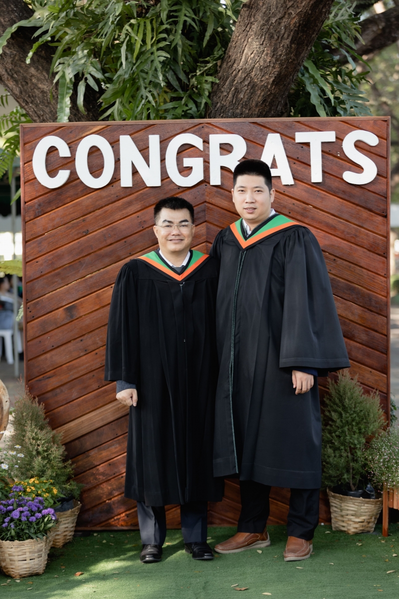 Khoảnh khắc tốt nghiệp Thạc Sĩ Quản Lý Dự Án trong Xây Dựng (MPM) tại AIT - tháng 12.2022