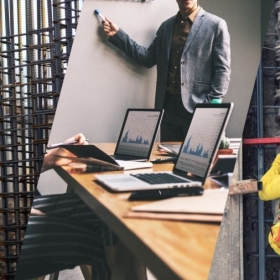 Quản Lý Dự Án: Tầm Quan Trọng Trong Ngành Xây Dựng